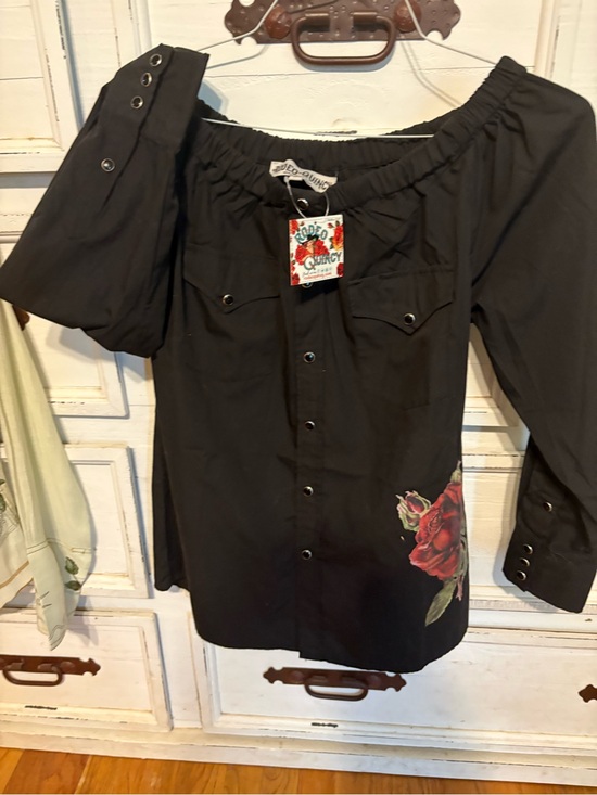 Tops - Rodeo Quincy!